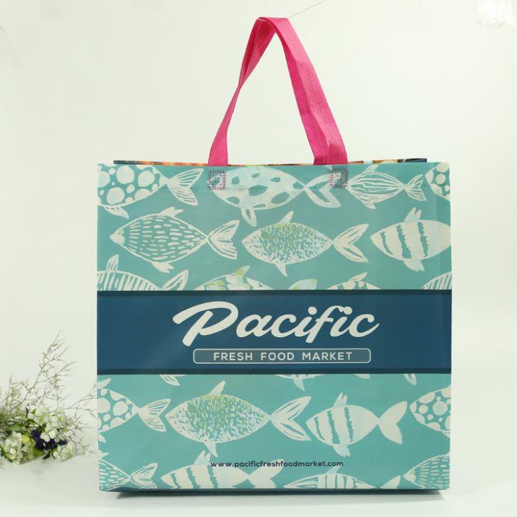 supermarket-shopping-bag-and-advertising13121434688